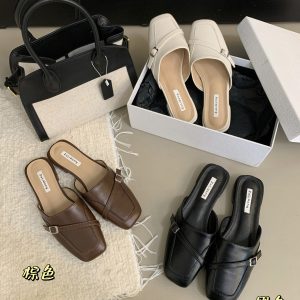 French Retro Closed Toe Slippers for Women 2025 Early Spring New Square Toe Low Heel Mules