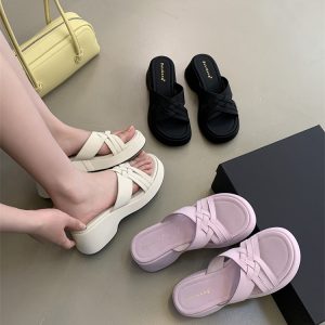 Platform Thick Sole Slippers for Women Summer 2025 New Style Short Height Increasing Comfortable High Heel Sandals Slippers
